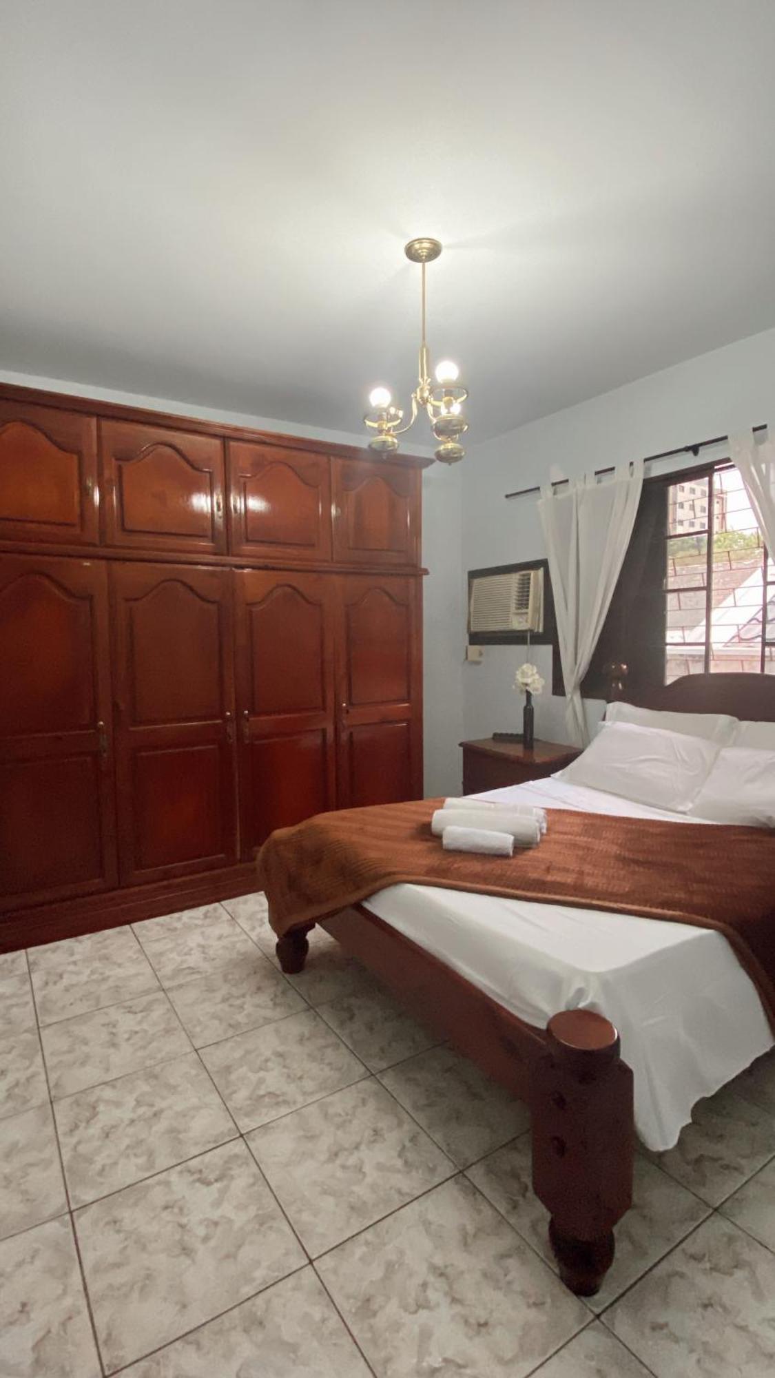 Triana Guest House فوز دو إيغواسو المظهر الخارجي الصورة