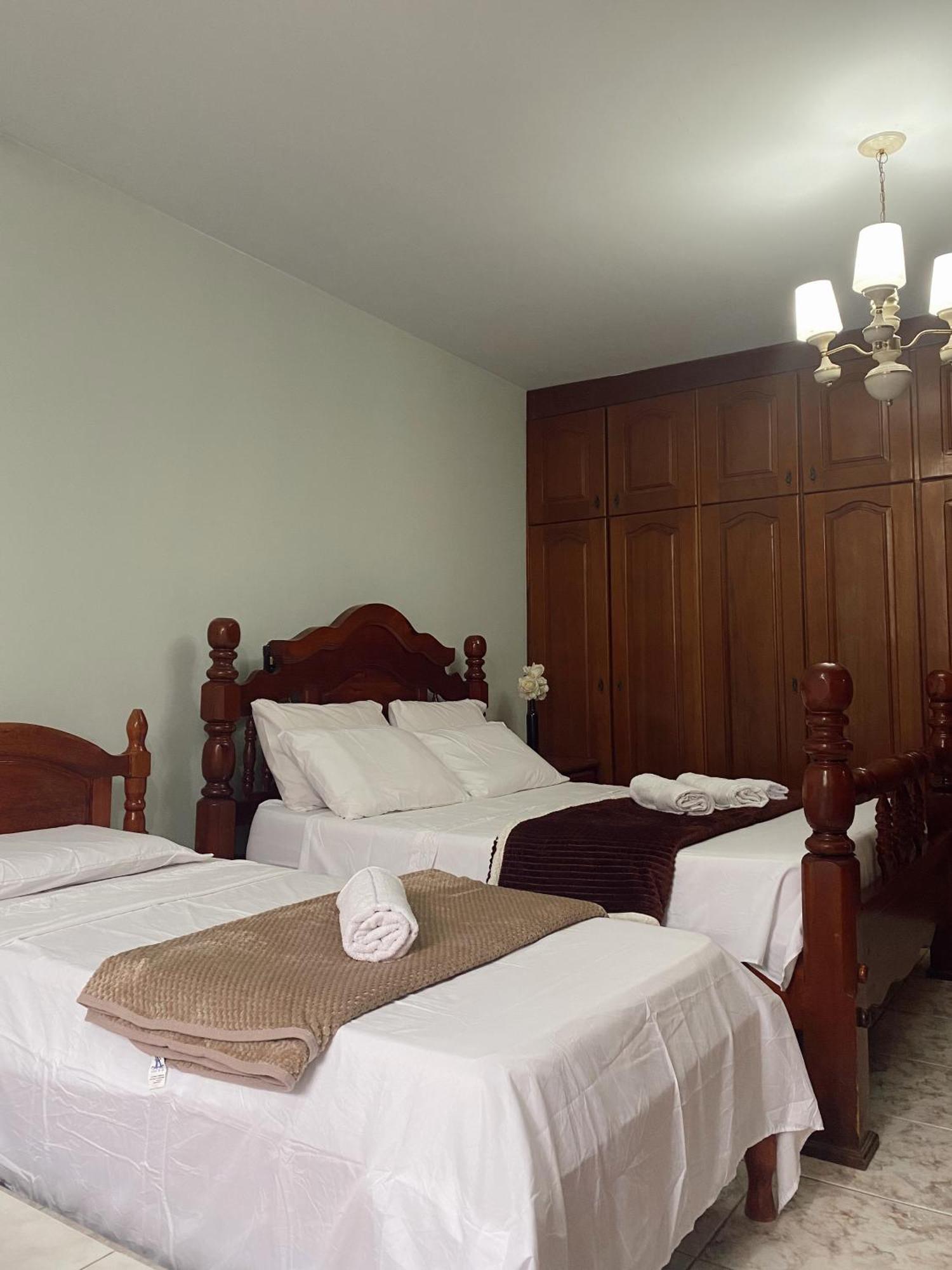 Triana Guest House فوز دو إيغواسو المظهر الخارجي الصورة